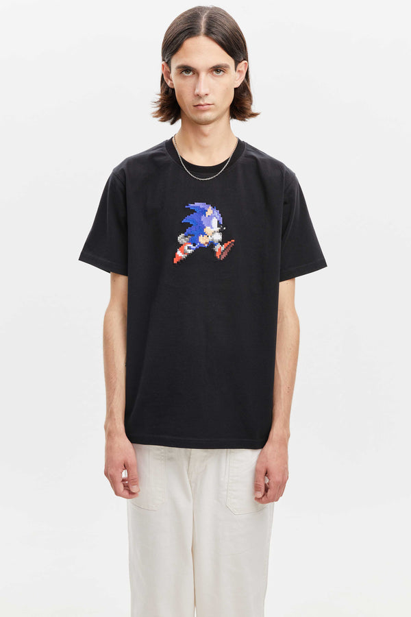 Sonic Jumping T-shirt Black - BRICKTOWN x SONIC THE HEDGEHOG ™